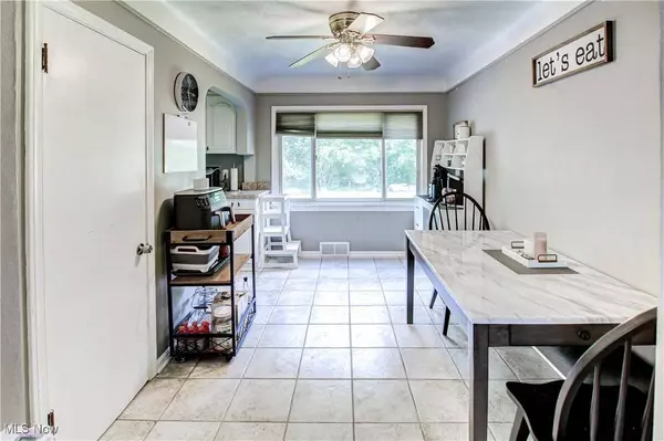 6133 Denison BLVD, Parma Heights, OH 44130