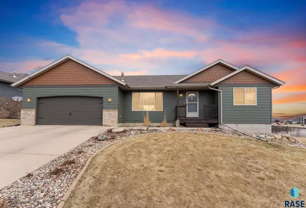 2316 S Katie Ave, Sioux Falls, SD 57106