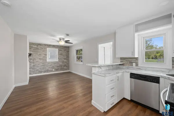 2713 W Bailey St, Sioux Falls, SD 57104