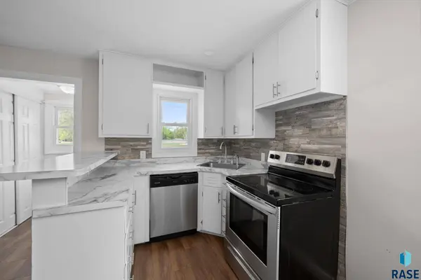 2713 W Bailey St, Sioux Falls, SD 57104