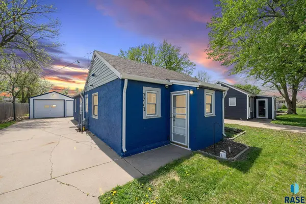 2713 W Bailey St, Sioux Falls, SD 57104