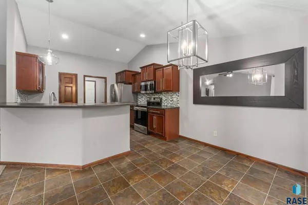 4020 W 91st St, Sioux Falls, SD 57108