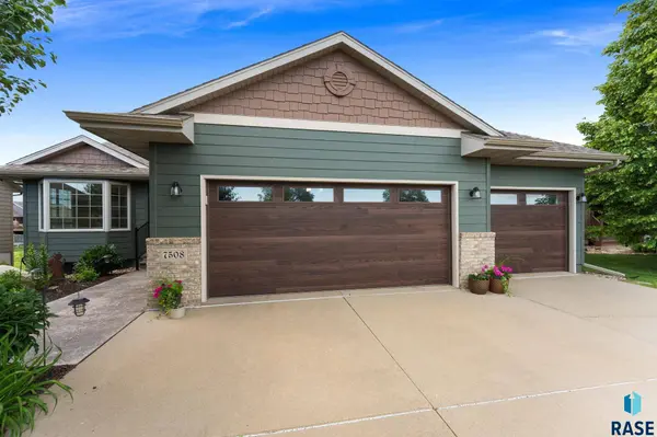 7508 W Grinnell Cir, Sioux Falls, SD 57106