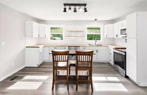 221 Elaine DR, Salem, SC 29676