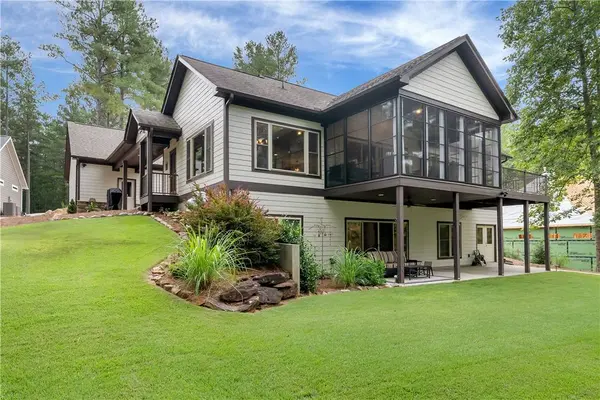 329 High Hampton RD, Salem, SC 29676