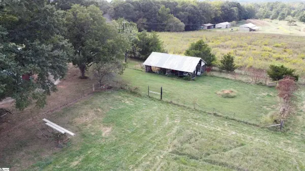 1706 W Georgia Road, Woodruff, SC 29388