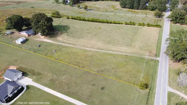 1706 W Georgia Road, Woodruff, SC 29388