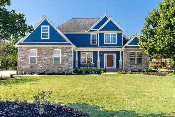 104 Clara Smith LN