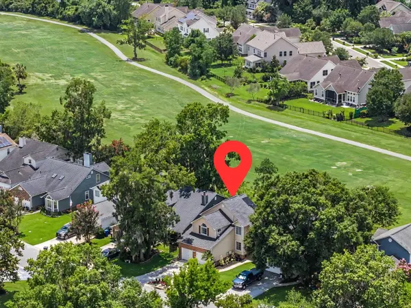 feature image of Attention Golfers &amp; Boaters! Here's the Perfect Home for You!