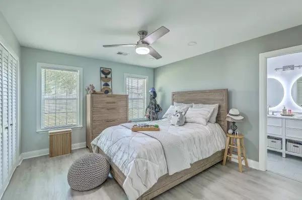 203 Two Hitch Rd, Goose Creek, SC 29445