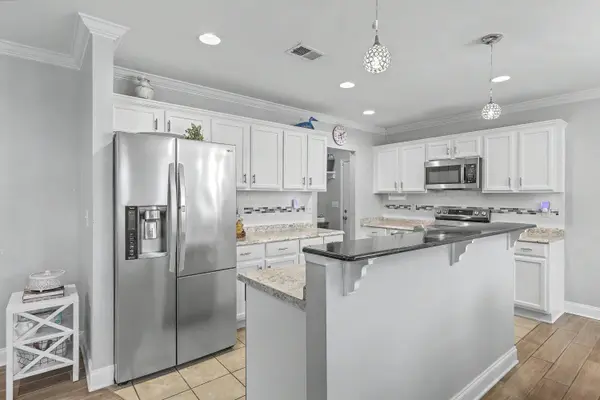 3281 Stonehaven Dr, North Charleston, SC 29420