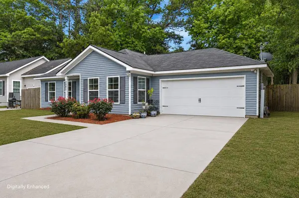 3281 Stonehaven Dr, North Charleston, SC 29420