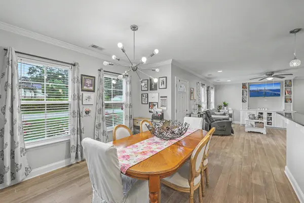 3281 Stonehaven Dr, North Charleston, SC 29420