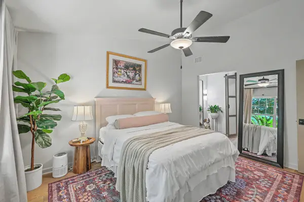 1561 Blaze Ln, Charleston, SC 29412