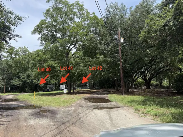 1640 Louis St, North Charleston, SC 29405