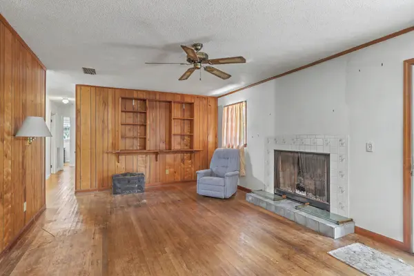 827 Piccadilly Cir, James Island, SC 29412