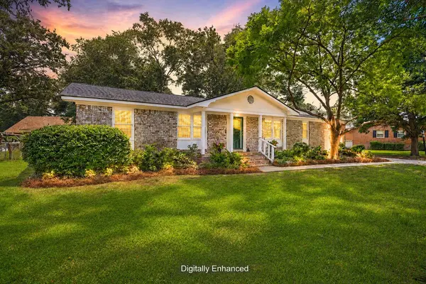 827 Piccadilly Cir