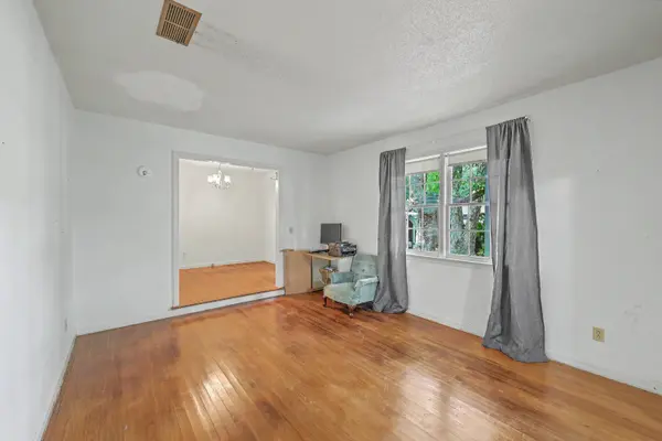 827 Piccadilly Cir, James Island, SC 29412
