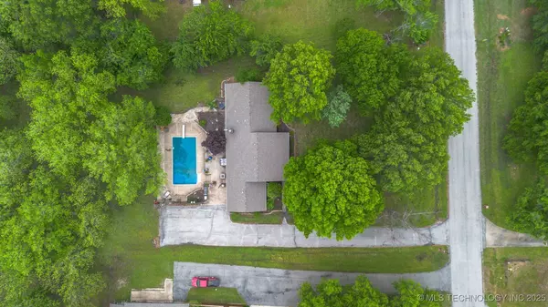 1908 College Park RD, Claremore, OK 74017