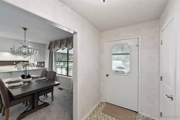 24371 S Lindley DR, Claremore, OK 74019