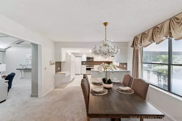 24371 S Lindley DR, Claremore, OK 74019