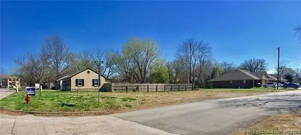 401 E Patti Page BLVD, Claremore, OK 74017