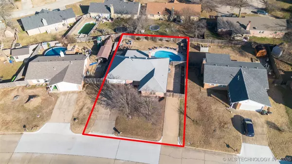 612 Westwood DR, Claremore, OK 74017