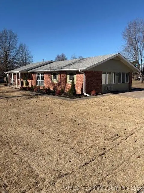 15303 E 440 RD, Claremore, OK 74017