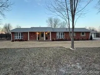 15303 E 440 RD, Claremore, OK 74017