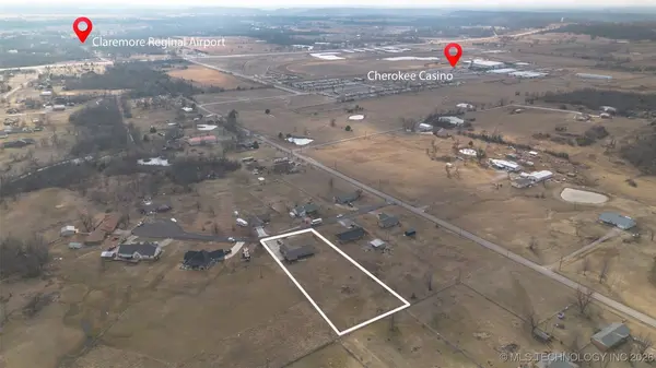 17065 Honeysuckle LN, Claremore, OK 74019
