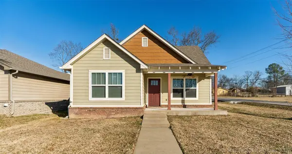 734 S Chickasaw AVE, Claremore, OK 74017