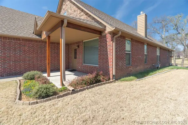 3104 Harbour Town PL, Claremore, OK 74019