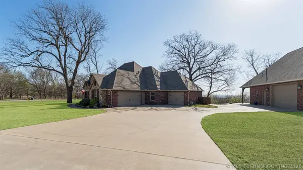 22013 Countryside DR, Claremore, OK 74019