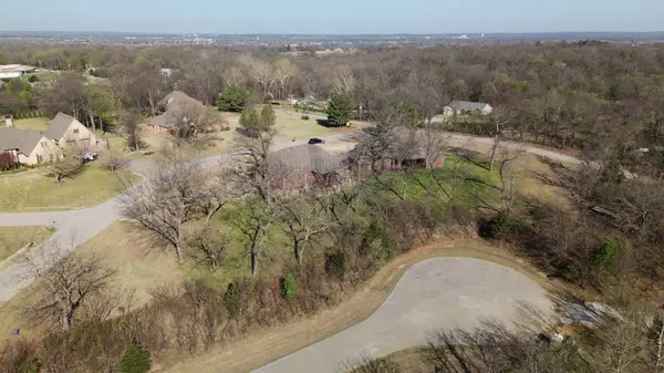 22013 Countryside Dr, Claremore, OK 74019
