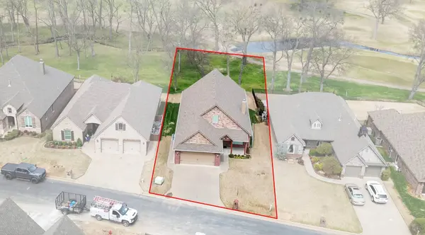 3104 Harbour Town Pl, Claremore, OK 74019