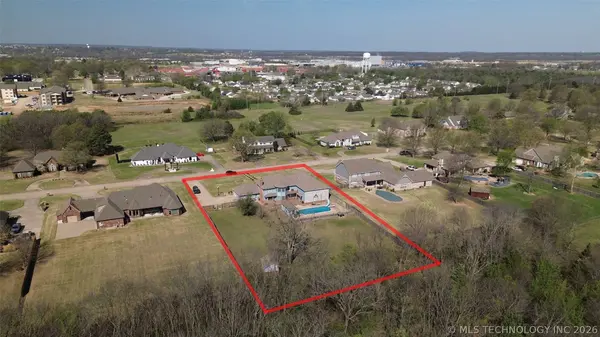 1606 Oakridge DR, Claremore, OK 74017