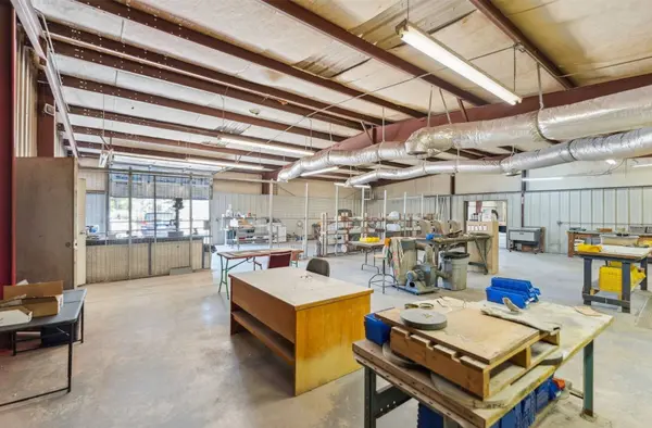 400 E Industrial Blvd S, Inola, OK 74036