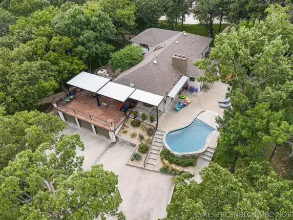 11541 S 4120 RD, Oologah, OK 74053