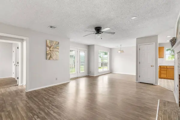 2317 SW Quail Run Dr, Claremore, OK 74019