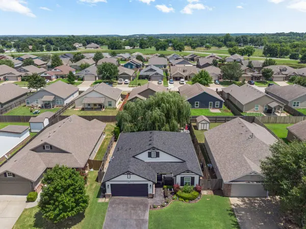 10717 N 152nd East Ave, Owasso, OK 74055