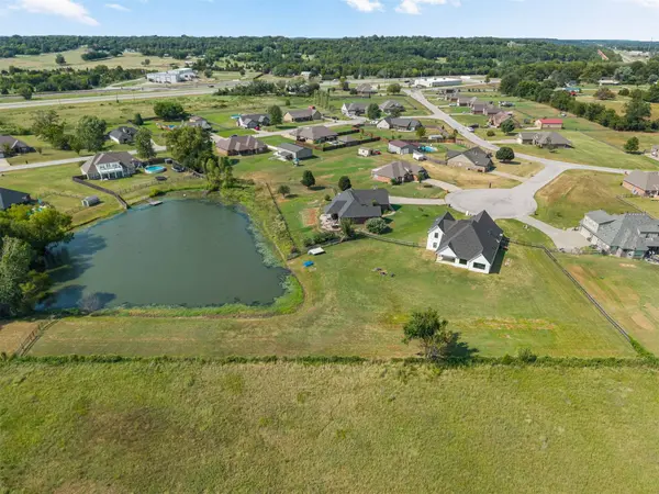 17233 Eagle CT, Claremore, OK 74017