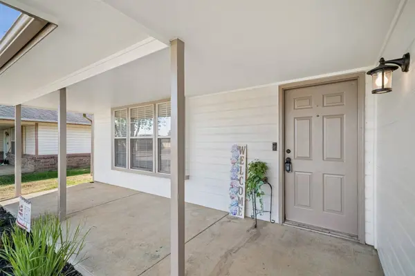 24912 S Heartwood DR, Claremore, OK 74019