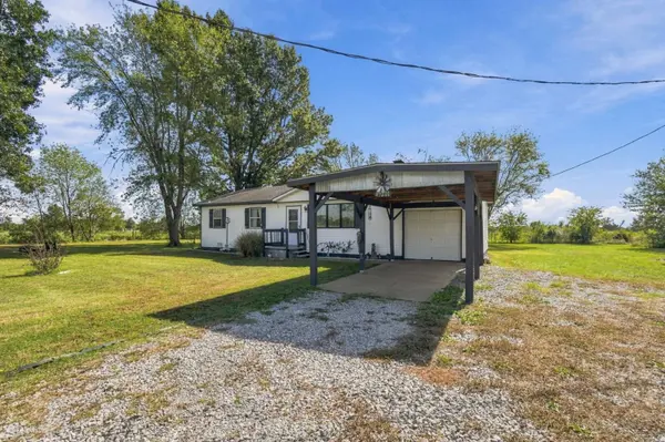 49201 150 Rd, Bluejacket, OK 74333