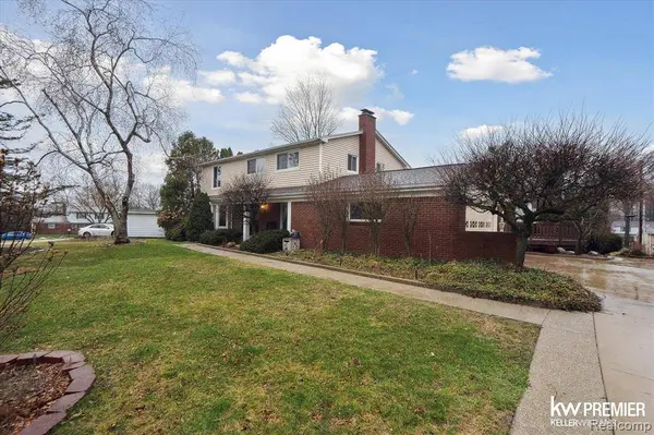 5584 Pembury  Lane, West Bloomfield Twp, MI 48322