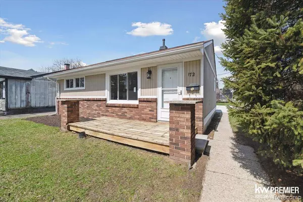 172 W Ann Arbor Avenue, Pontiac, MI 48340