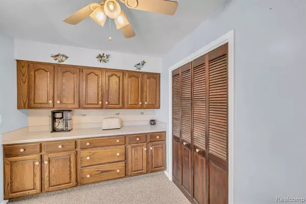 2959 Voorheis Road, Waterford Twp, MI 48328