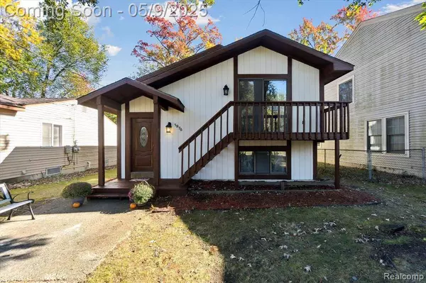 1975 Oldtown Avenue, West Bloomfield Twp, MI 48324
