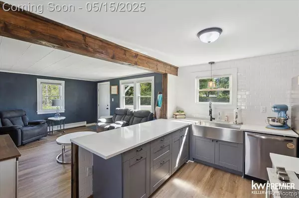 40955 Utica Road, Sterling Heights, MI 48313