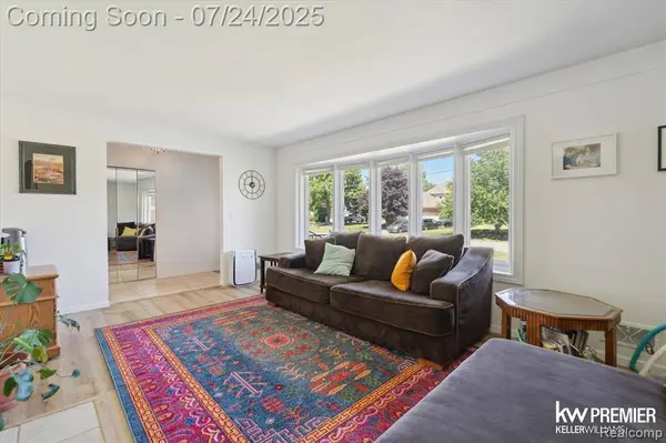 475 Berry Patch Lane, White Lake Twp, MI 48386