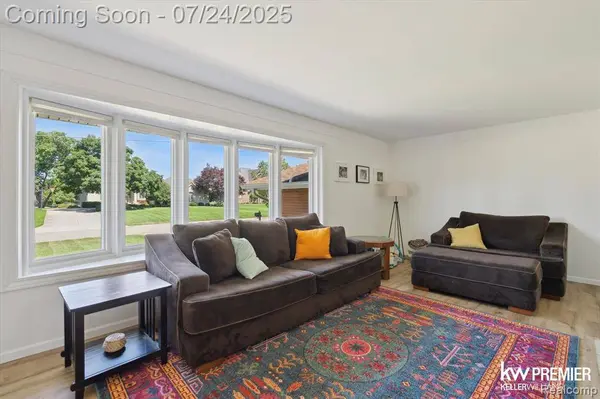 475 Berry Patch Lane, White Lake Twp, MI 48386